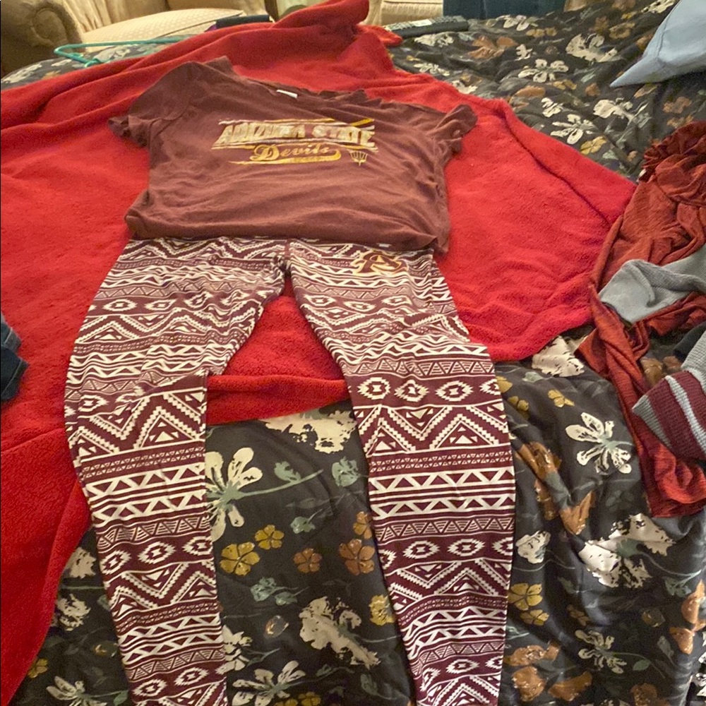 Maroon Graphic Tee and Patterned Leggings Set